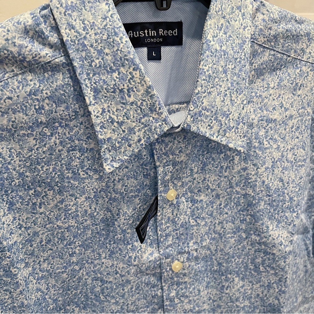Austin Reed blue floral short sleeve button down shirt large